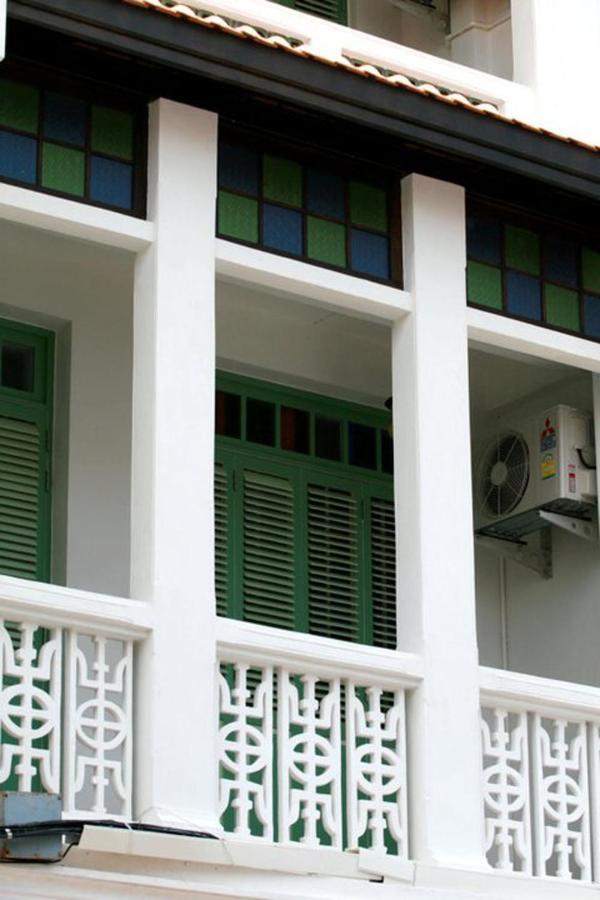 99 Oldtown Boutique Guesthouse Sha Extra Plus Phuket Cameră foto